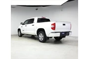 $35998 : Toyota Tundra 2020 4x2 SR5 4 thumbnail