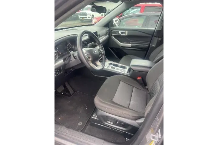 $31988 : Ford Explorer 2024 XLT 4dr S image 5