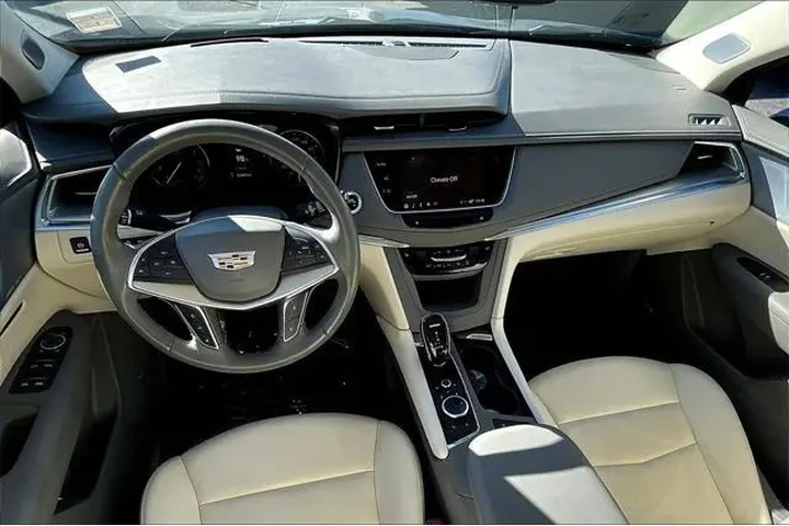 $32492 : Cadillac XT5 2023 4x4 Premiu image 7