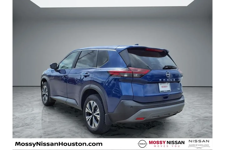 $17995 : Nissan Rogue 2022 SV 4dr Cro image 2
