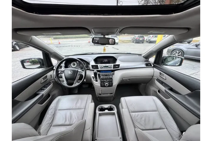 2013 Odyssey Touring Elite image 10