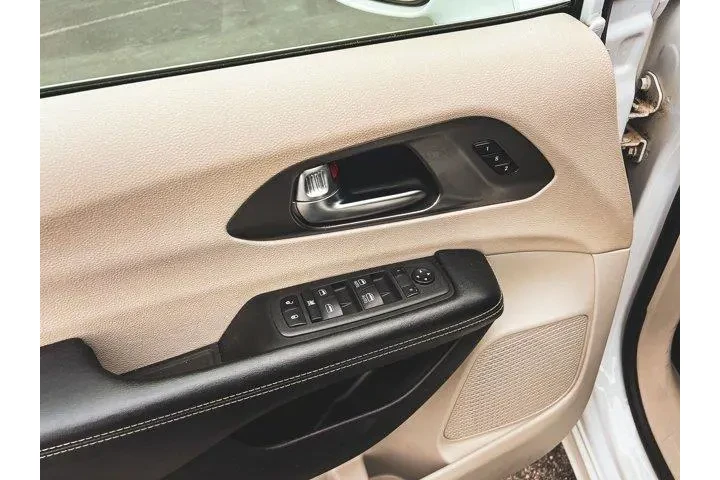 $23997 : Chrysler Pacifica 2022 Touri image 10