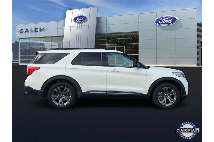 $32495 : Ford Explorer 2023 AWD XLT 4 image 2