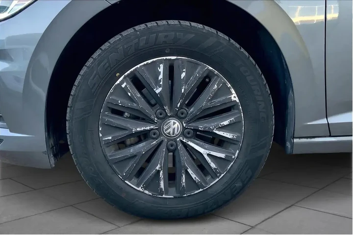 $16945 : Volkswagen Jetta 2019 SEL 4d image 10