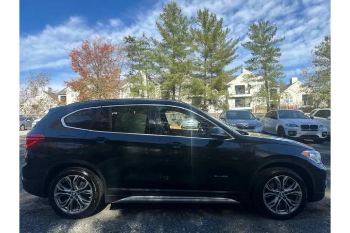 $12990 : 2017 BMW X1 xDrive28i image 7