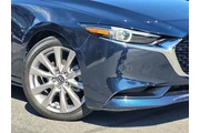 $21899 : 2019 3 Premium thumbnail