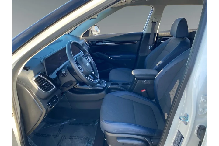 $29726 : Kia Seltos 2024 S 4dr SUV image 9