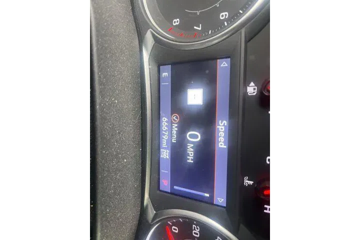 $25485 : GMC Acadia 2021 4x4 AT4 4dr image 5