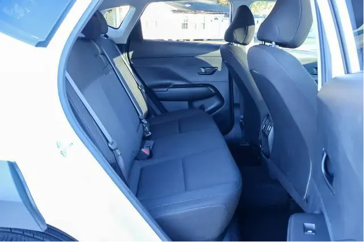 $20477 : Hyundai KONA 2024 SEL 4dr Cr image 10