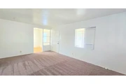 $1100 : Diamond St, Redondo Beach, CA thumbnail