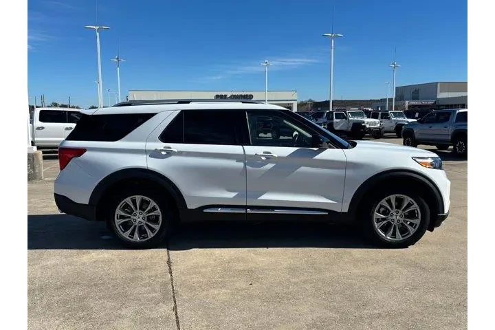 $29499 : Ford Explorer 2023 AWD Limit image 2