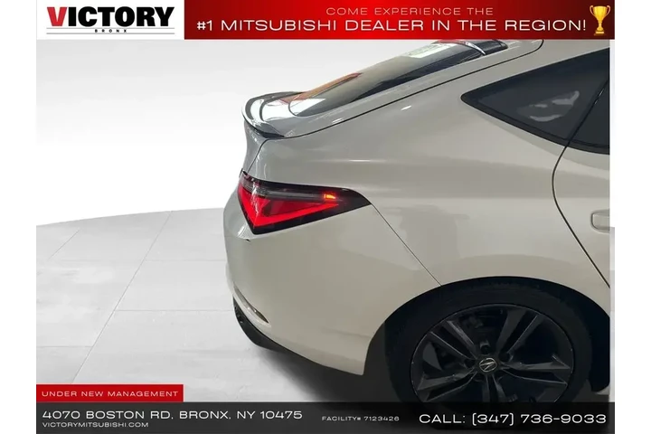 $22475 : Acura Integra 2023 4dr Liftb image 3