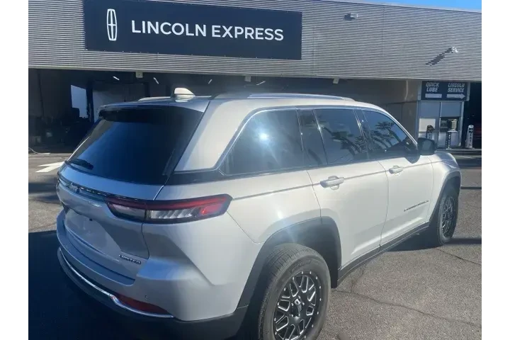 $30555 : Jeep Grand Cherokee 2022 4x4 image 5