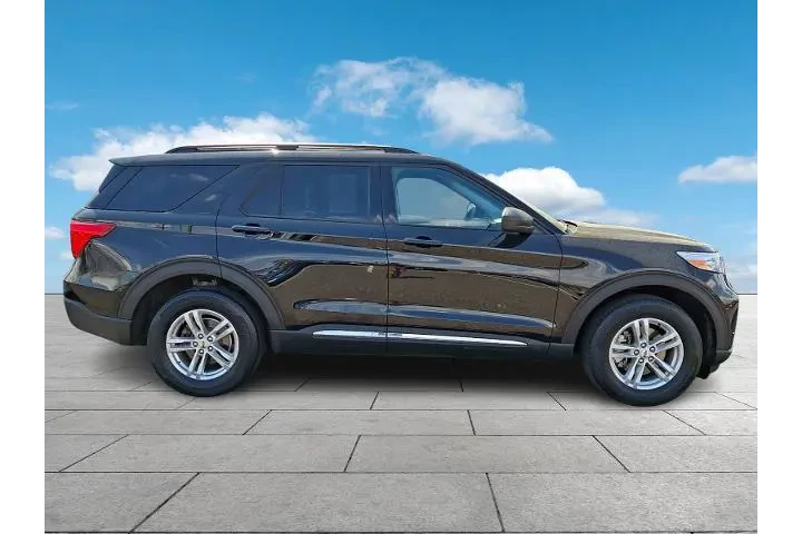 $29997 : Ford Explorer 2022 AWD XLT 4 image 7