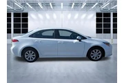 $17746 : Toyota Corolla 2024 LE 4dr S thumbnail