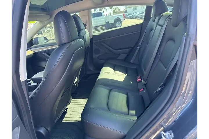 $24688 : Tesla Model 3 2022 4dr Sedan image 7