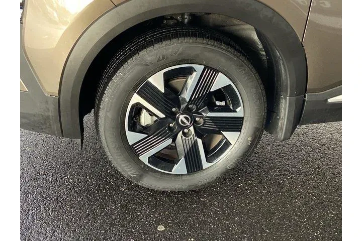 $21460 : Nissan Kicks 2025 AWD SR 4dr image 9