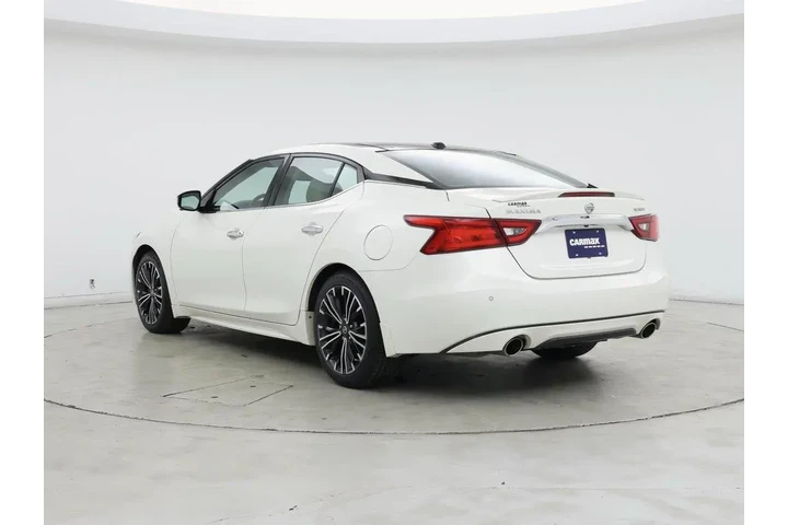 $18998 : Nissan Maxima 2017 Platinum image 2