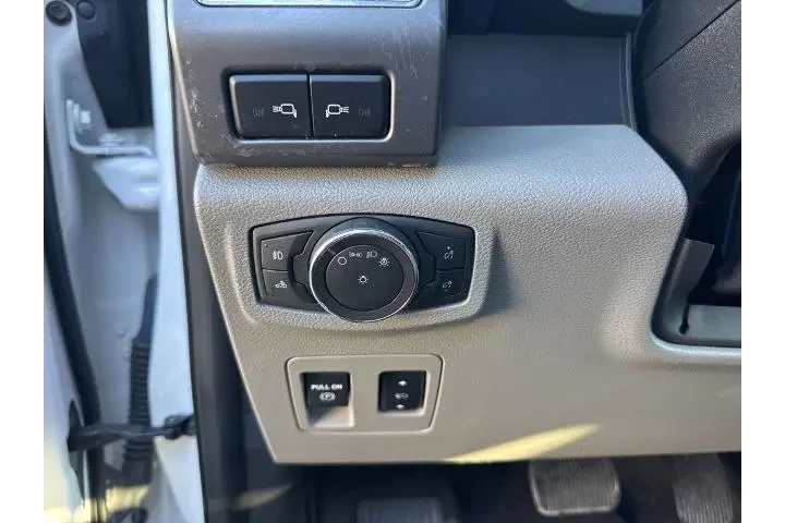 $30786 : Ford F-150 2019 4x4 XLT 4dr image 10