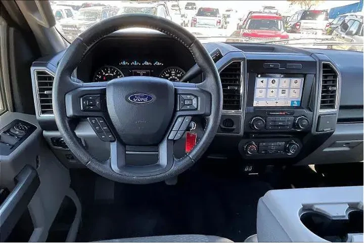 $24377 : Ford F-150 2016 4x2 XL 4dr S image 5