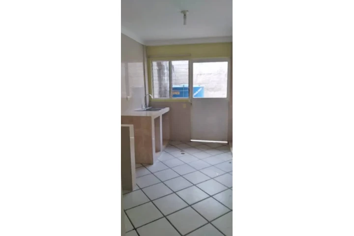 $300 : Alquilo Town House Cerca del C image 3
