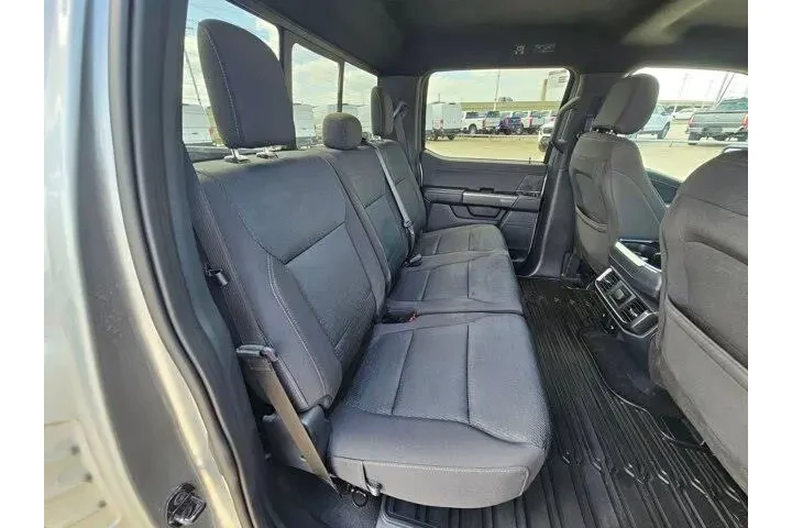 $39925 : Ford F-150 2023 4x4 XLT 4dr image 5