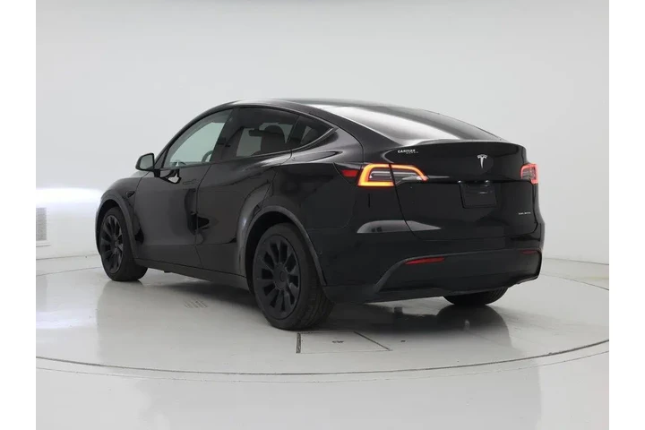 $24998 : Tesla Model Y 2021 AWD Long image 2