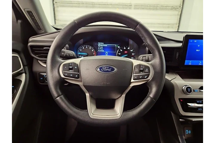 $27998 : Ford Explorer 2023 XLT 4dr S image 10