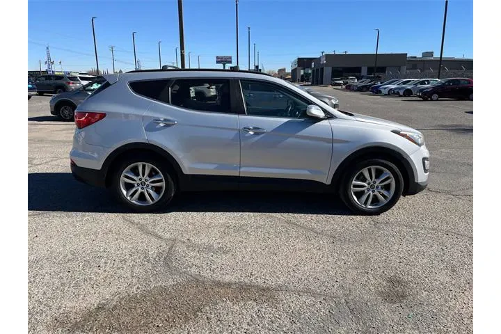 $10846 : Hyundai SANTA FE Sport 2013 image 9