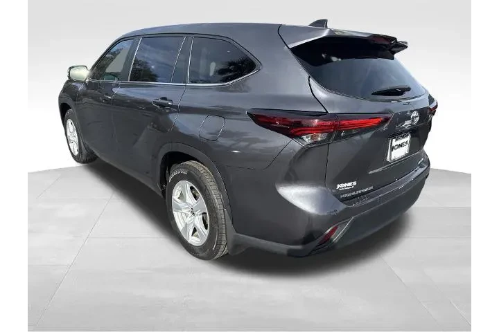 $36578 : Toyota Highlander 2024 AWD L image 5