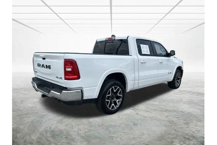 $37061 : Ram 1500 2025 4x4 Laramie 4d image 4