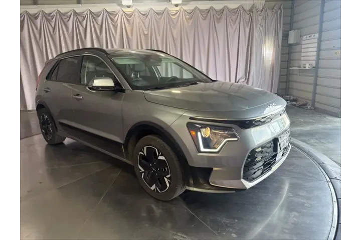 $19999 : Kia Niro EV 2023 Wind 4dr Cr image 3
