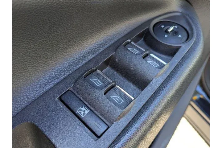 $11987 : Ford Escape 2014 Titanium 4d image 10