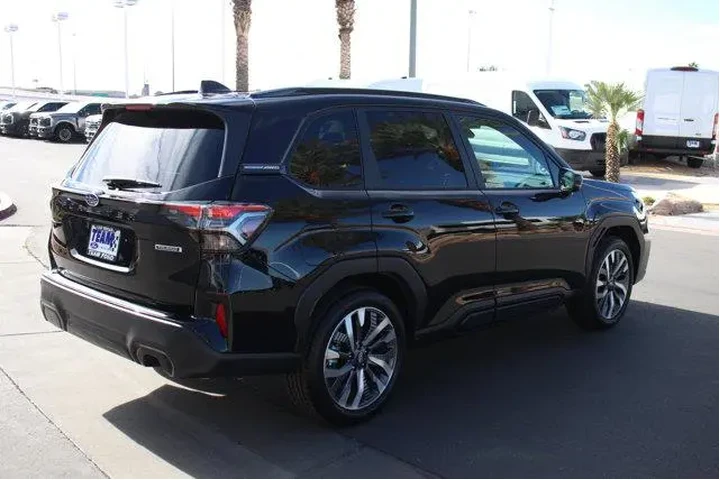 $38788 : Subaru Forester 2026 AWD Tou image 8