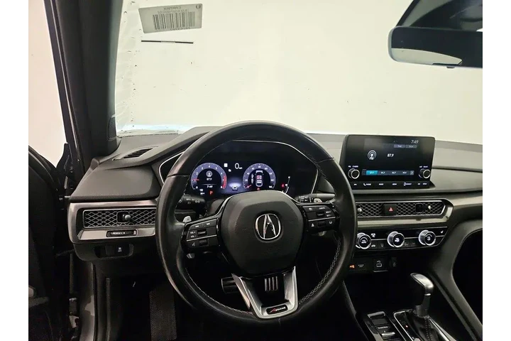 $27998 : Acura Integra 2023 4dr Liftb image 10