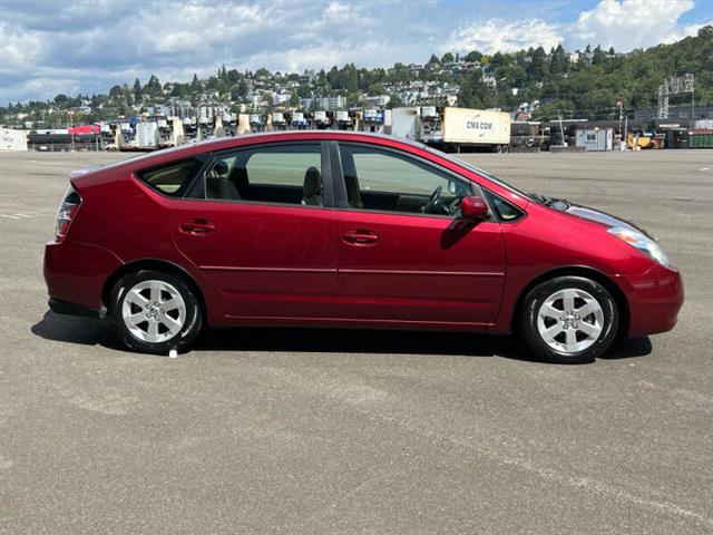 $8488 : 2005 Prius image 8