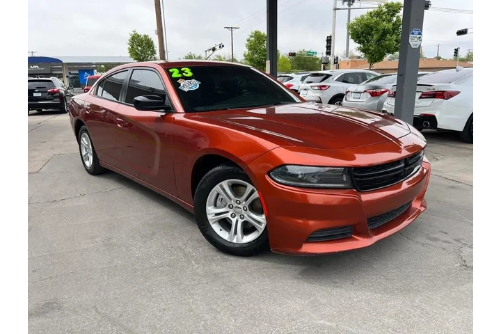 2023 Charger SXT image 3
