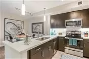 $2155 : Miami Lakes Renta apartamento thumbnail