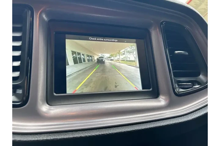 $39966 : Dodge Challenger 2023 R/T 2d image 9