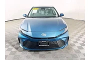$33900 : Toyota Camry 2026 LE 4dr Sed thumbnail