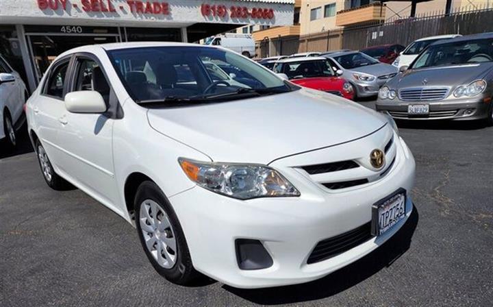 $13495 : 2011 Corolla image 5