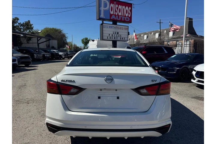 2024 Altima 2.5 SV image 5