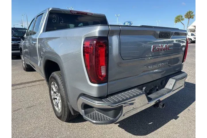 $39996 : GMC Sierra 1500 2025 4x2 SLT image 7
