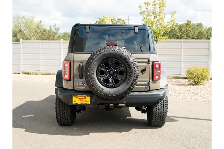 $75988 : 2025 Bronco Badlands image 7