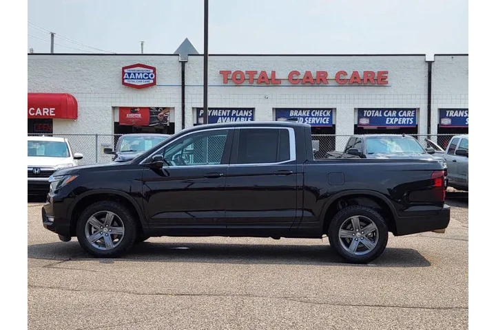 $24985 : 2023 Ridgeline RTL image 3