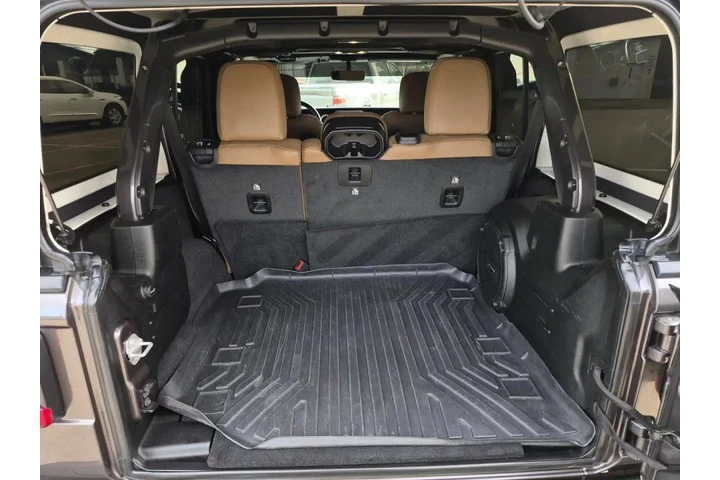 $37086 : Jeep Wrangler Unlimited 2020 image 8