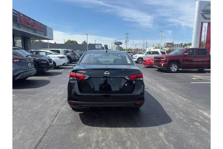 $18995 : Nissan Versa 2025 S 4dr Seda image 7