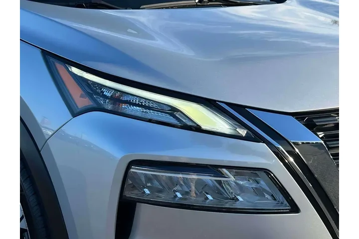 $21185 : Nissan Rogue 2023 AWD SV 4dr image 9