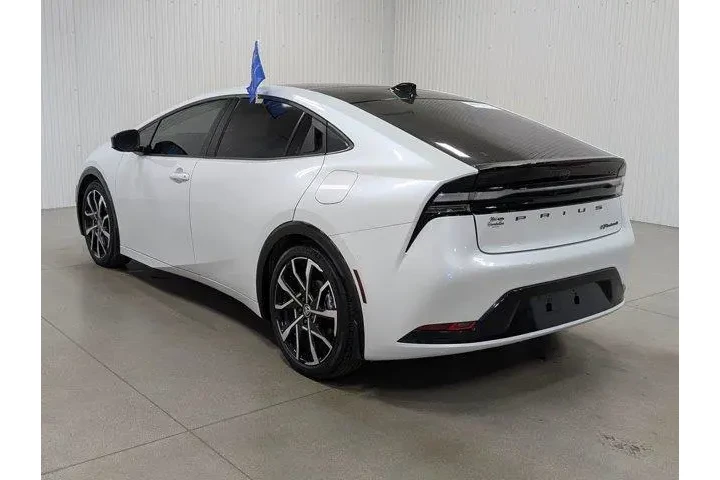 $34589 : Toyota Prius Prime 2024 XSE image 9