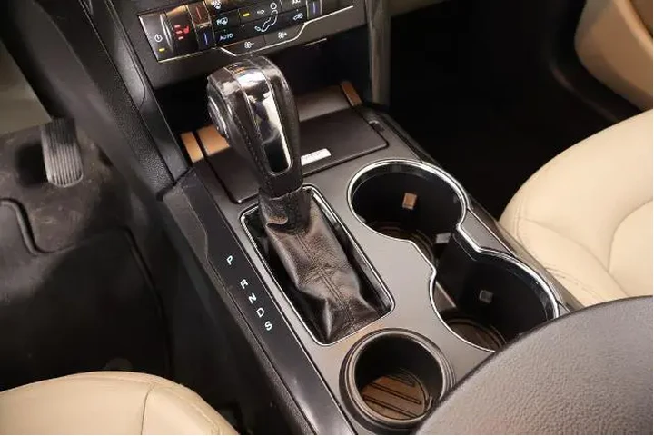 $18310 : Ford Explorer 2018 XLT 4dr S image 9